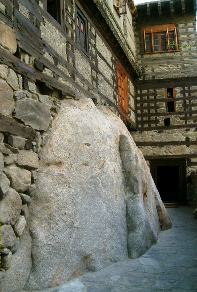 GILGIT,DEOSAI,SAKARDU JUNE,08 001